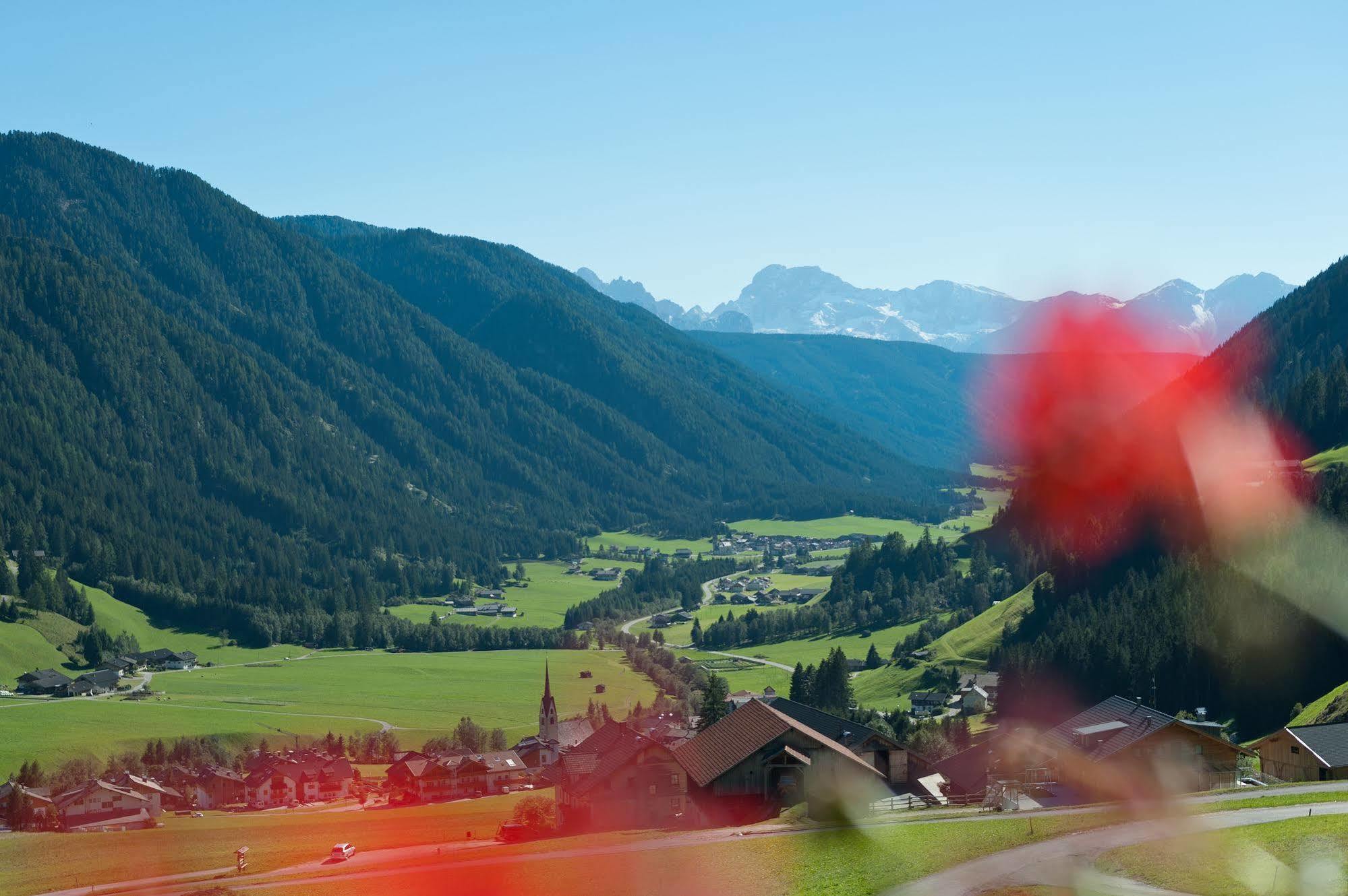 Mountain Residence Montana サンタ・マッダレーナ・イン・カジーエス エクステリア 写真